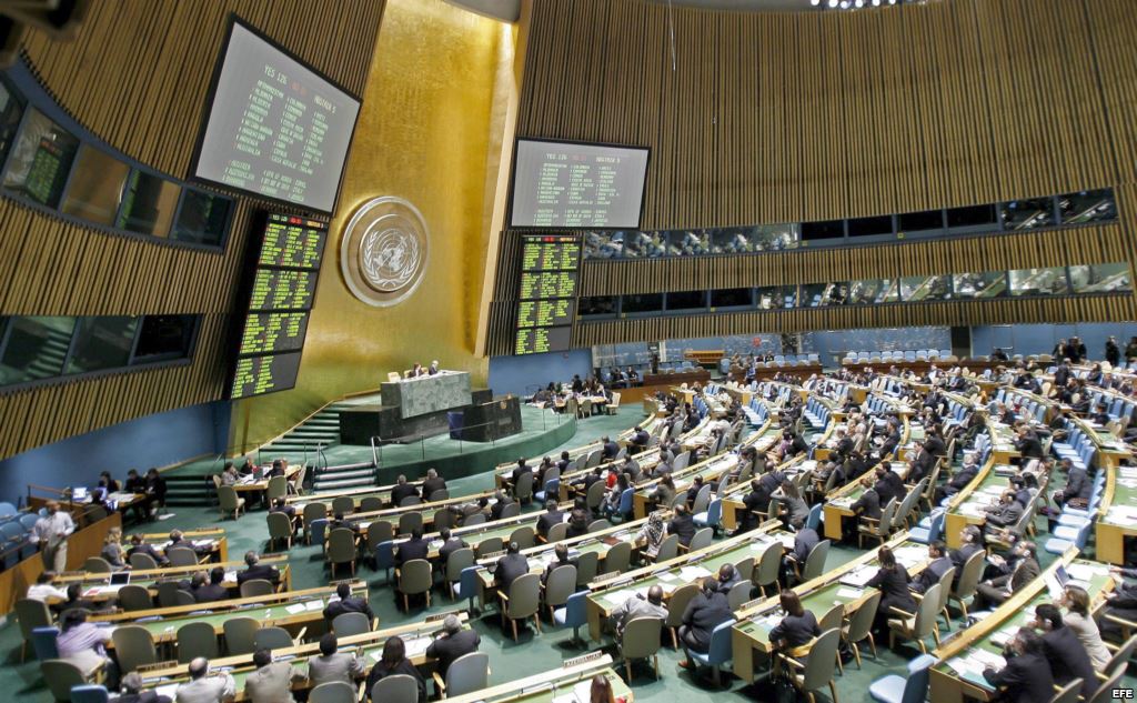 La Asamblea General de la ONU, aprobó por 189 votos a favor contra dos en contra, los de Estados Unidos e Israel, una resolución que pide el fin del embargo de Estados Unidos a Cuba.