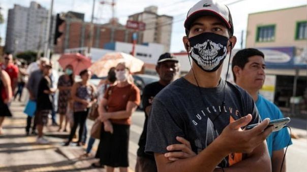 Así lo reveló la Organización Internacional del Trabajo, OIT, al señalar que más de 100 millones de asalariados se han hundido aún más en la pobreza por de la pérdida de horas de trabajo y del acceso a empleos de buena calidad, precisamente por los efectos del aislamiento debido a la pandemia del COVID 19.