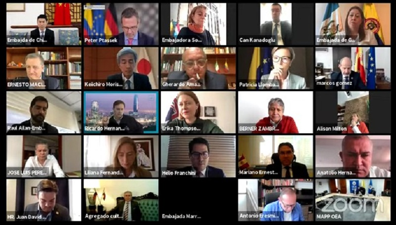 Senadores de la Comisión de Asuntos Internacionales estarán este viernes 14 de mayo de 2021 en  Cali, en compañía del cuerpo diplomático acreditado en Colombia, para ser testigos de las reuniones que se desarrollarán con los actores que han participado en el paro, así como de diferentes sectores representativos de la capital del departamento del Valle.