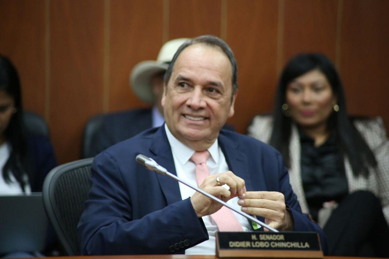 El senador liberal Jaime Durán Barrera afirmó que no se debe jugar con el futuro energético y la inversión social del país