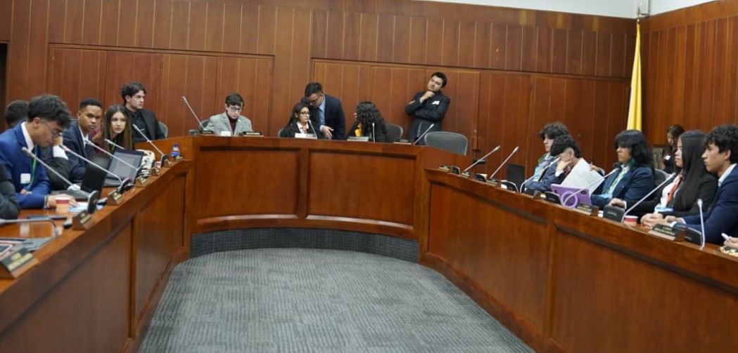 Jóvenes y su apuesta al sueño de ser legisladores, en el centro de la democracia: el Congreso