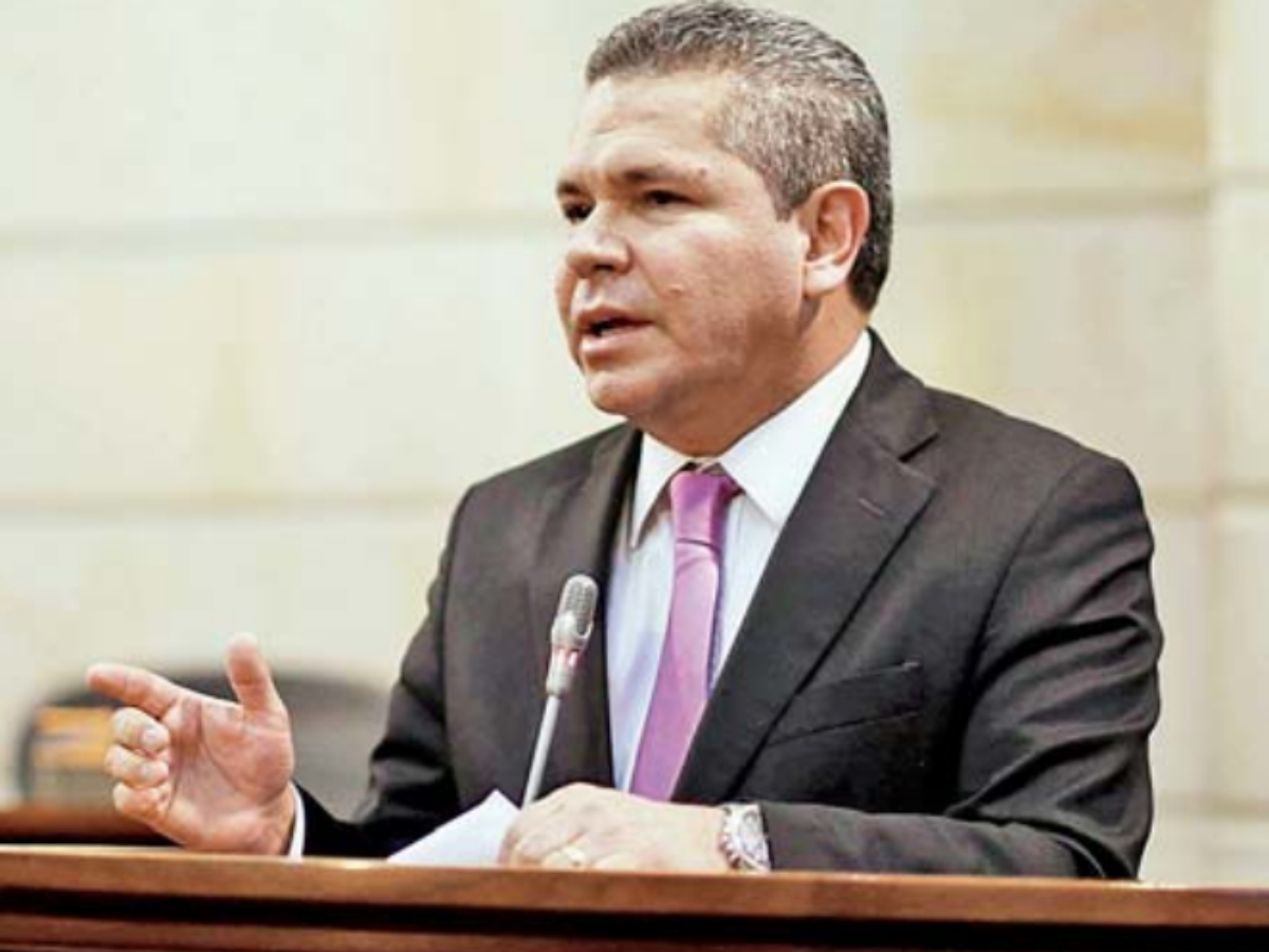 “El territorio hoy es más grande que el Estado”: senador José Luis Pérez sobre radiografía de la seguridad en Colombia