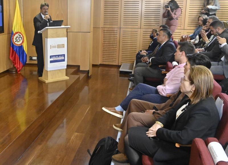 Congreso mundial de Cáncer: una mirada integral desde el Senado de Colombia