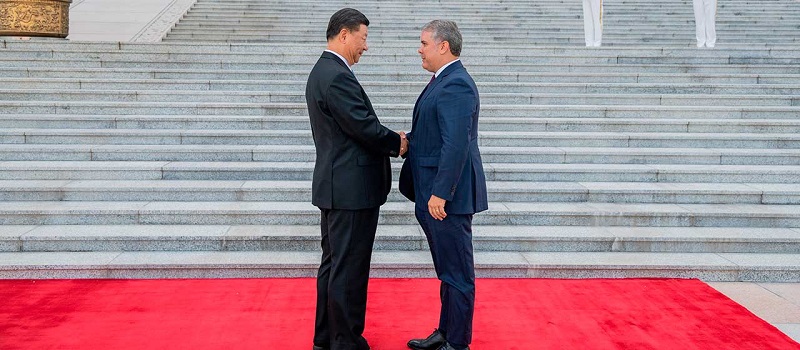El Presidente de la República Popular China, Xi Jinping, entregó este sábado un mensaje a los colombianos, mediante el cual afirma que espera afianzar y “llevar a nuevas alturas” la cooperación amistosa con el Gobierno y el pueblo de Colombia en la lucha contra la pandemia, así como en otros temas de la agenda binacional.