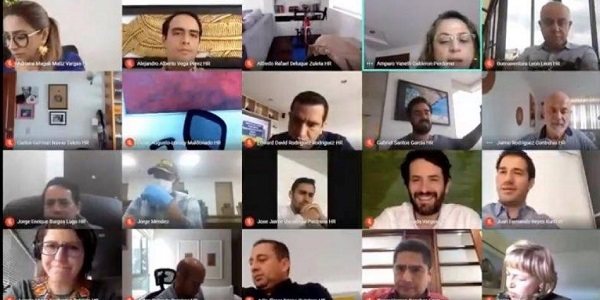 Se trata del proyecto de Acto Legislativo que crea Bogotá Región Metropolitana, iniciativa que fue votada por los 37 congresistas de la Comisión Primera de la Cámara, hecho que se convierte en un acto histórico del Congreso, donde por primera vez, la tecnología a distancia, permite el avance institucional de Colombia en momentos del Aislamiento Preventivo Obligatorio, por la emergencia del Covid-19.