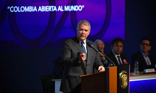 El presidente de la República Iván Duque Márquez aseguró que Colombia está tomando todas las medidas preventivas frente al nuevo coronavirus, por ese anunció “hacer una gran campaña para detectar síntomas” y establecer todas las medidas de higiene que se deben tener en cuenta para evitar el contagio.
