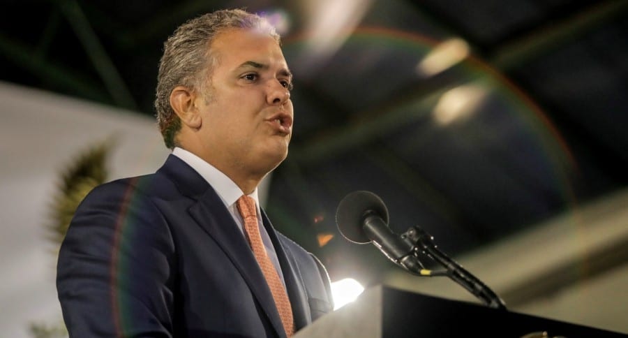 Ante la petición del Ejército de Liberación Nacional, ELN, de un cese al fuego bilateral, el jefe de Estado colombiano fue enfático en señalar que deben primero liberar a los secuestrados y poner fin a actividades criminales para reiniciar las negociaciones de paz.