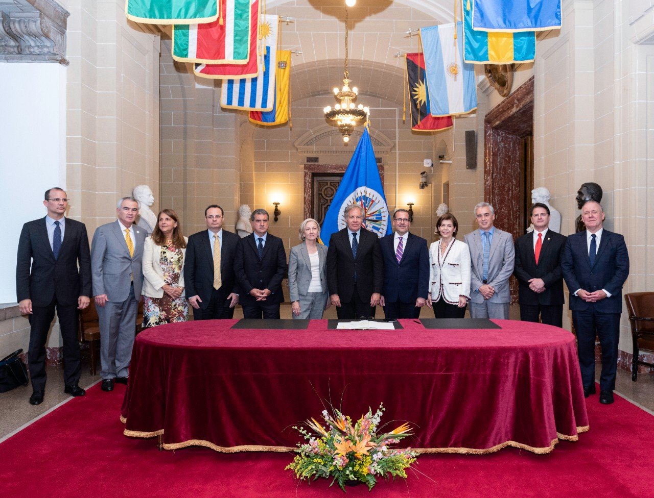 El Programa de las Naciones Unidas para el Desarrollo (PNUD) firmó un acuerdo de cooperación con la Organización de los Estados Americanos (OEA) para luchar contra la Corrupción en América Latina y el Caribe.