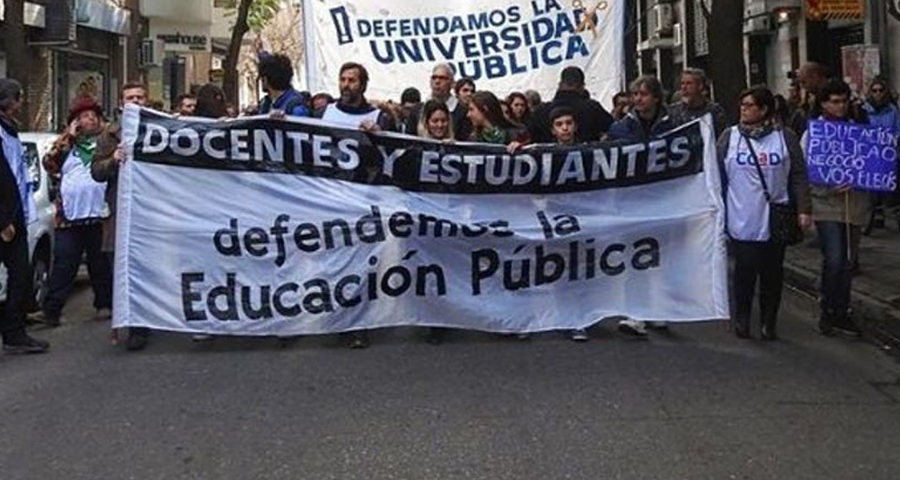 Los universitarios están dispuestos a seguírsela jugando para lograr esos recursos que permitan ajustar los recursos que hacen falta este año para cumplir con la financiación de las universidades públicas.