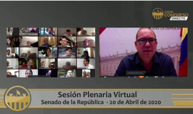 En la sesión, que duró ocho horas y 30 minutos, el presidente García Turbay le dio la palabra a setenta senadores de las diferentes bancadas, quienes cuestionaron e hicieron aportes a las exposiciones de los citados del Gobierno que se refirieron a las medidas que cada una de sus entidades ha gestionado bajo el amparo de los decretos de la emergencia por la crisis del coronavirus, que ya ha contagiado en el país a cerca de 2.500 personas y le ha quitado la vida a 168.
