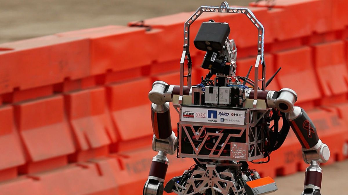 En el cine y los juegos de video, las máquinas asesinas que se controlan a sí mismas llevan años causando fascinación entre los amantes del entretenimiento, la ciencia ficción y la violencia explícita; como muestra, un clásico: la película Terminator. 