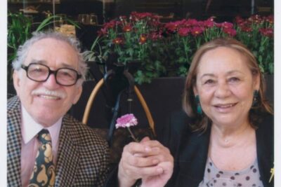 El corazón de Mercedes Raquel Barcha Viuda del premio Nobel de Literatura Gabriel García Márquez dejó de latir, para emprender su viaje a su reencuentro con quien compartió su vida y su obra hasta su partida el 17 de abril de 2014. 