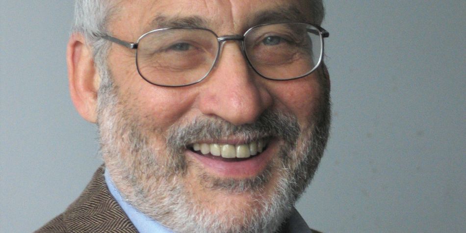 El reconocido economista y Premio Nobel, Joseph Stiglitz, expresó que las cooperativas jugarán un papel muy importante en la próxima década “como la única alternativa al modelo económico fundado en el egoísmo que fomenta las desigualdades”.
