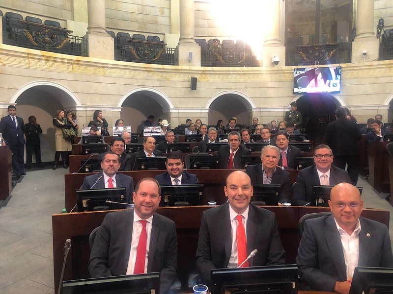 Senadores liberales instaron al ministro de comercio, industria y turismo, José Manuel Restrepo Abondano, para que intervenga y salve a 110.000 empleos del sector hotelero que están ya en la quiebra por los efectos del COVID-19.    