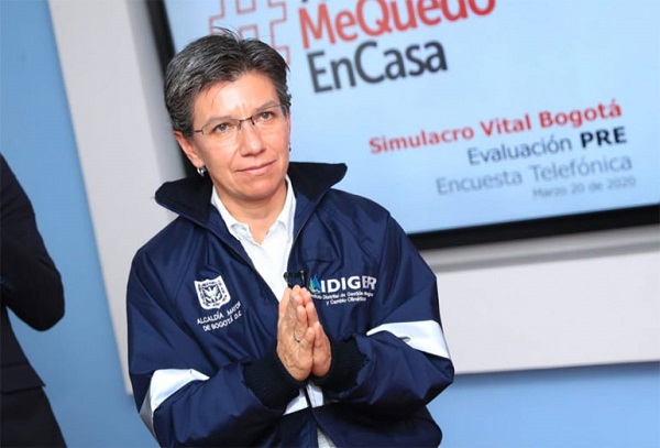 La alcaldesa mayor de Bogotá Claudia López anunció que suspenderá durante un mes el cobro de los servicios públicos.