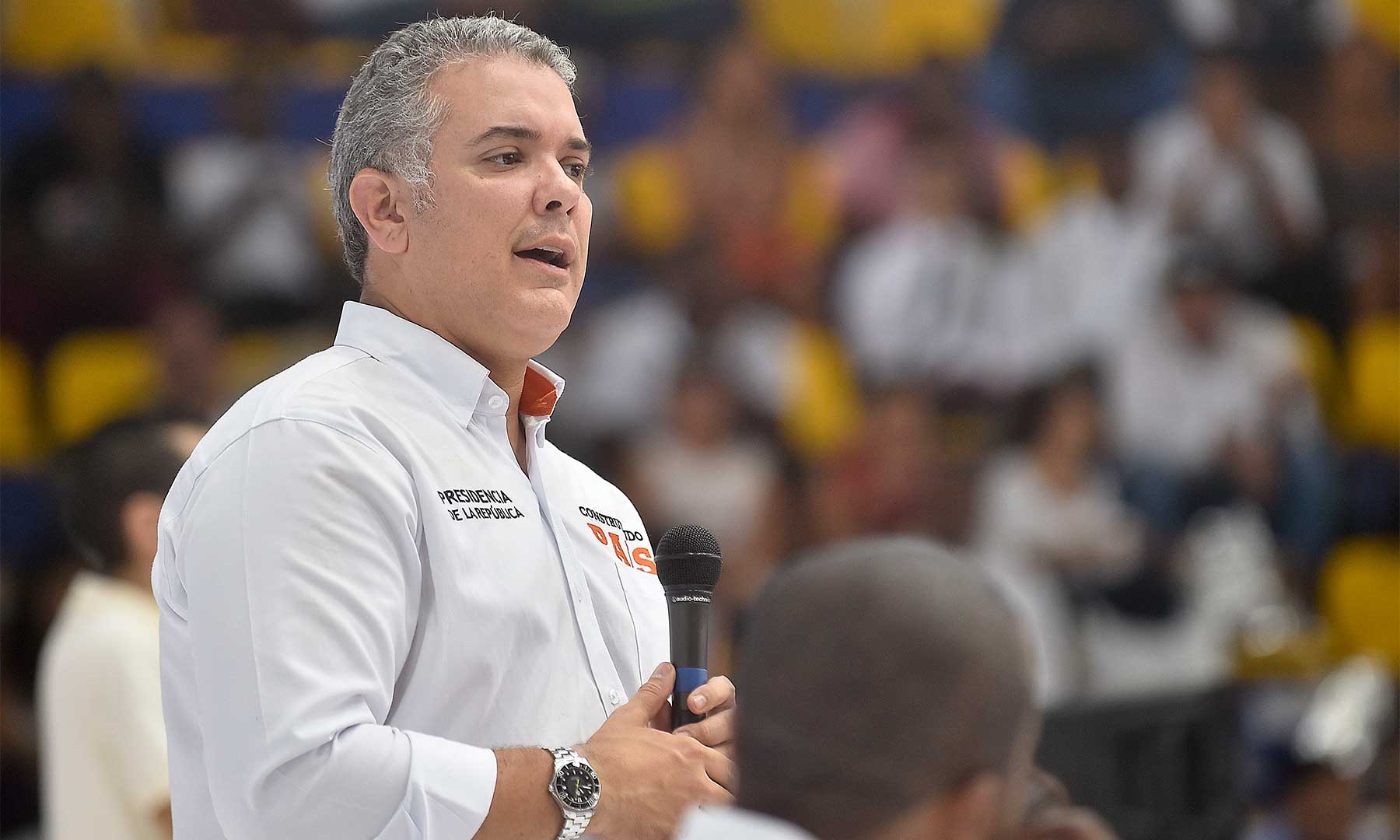 El Presidente Iván Duque desde la Provincia colombiana instó a los congresistas para que a través del dialogo y no de agresiones se examine el reto de conseguir los $14 billones que están haciendo falta para garantizar el funcionamiento de los programas sociales y atender a la población vulnerable del país.