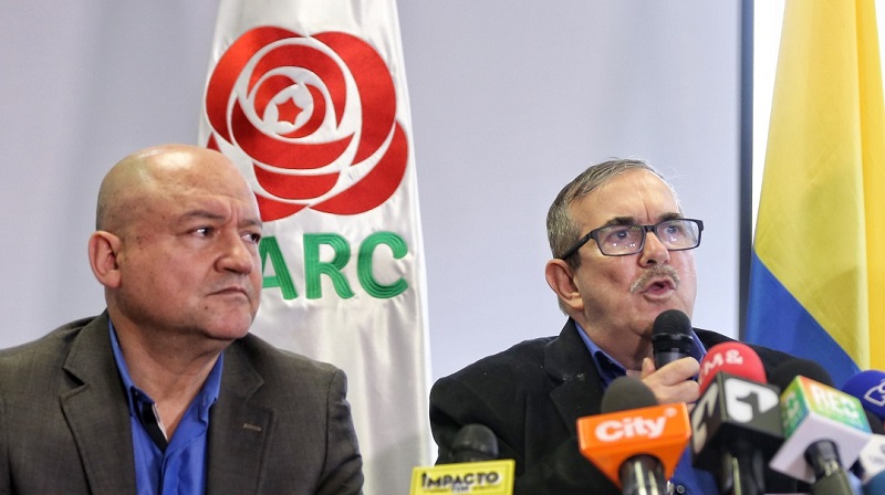 Rodrigo Londoño, jefe del partido político Farc, reconoció que la extinta guerrilla de las Farc cometió dos atentados contra el ex vicepresidente de Colombia, Germán Vargas Lleras, actos atroces del cual pidió perdón.