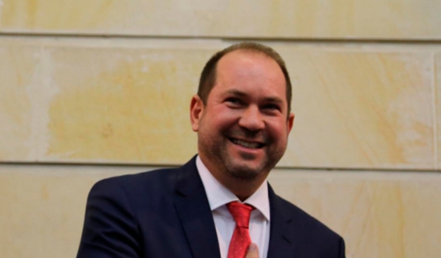 El Presidente del Congreso, Lidio García Turbay, abrió la esperanza nuevamente para que las víctimas del conflicto logren tener 16 curules en la Cámara de Representantes, al revocar el Acto Administrativo  de diciembre de 2017 que determinó el archivo del proyecto y ordenar que esa reforma constitucional deba ser promulgada.