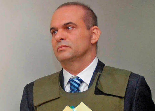 Cancillería admite que no ha solicitado formalmente extradición de Mancuso y que lo hará una vez cuente con la traducción de todos los documentos aportados por el Tribunal Superior de Bogotá.