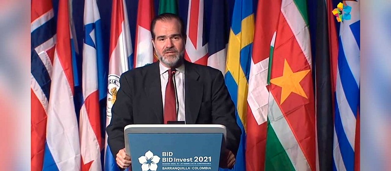 Así lo afirmó el Presidente del Banco Interamericano de Desarrollo (BID), Mauricio Claver-Carone, quien fue contundente en destacar que el gobierno colombiano se convirtió en líder mundial en el tratamiento de los fenómenos migratorios.