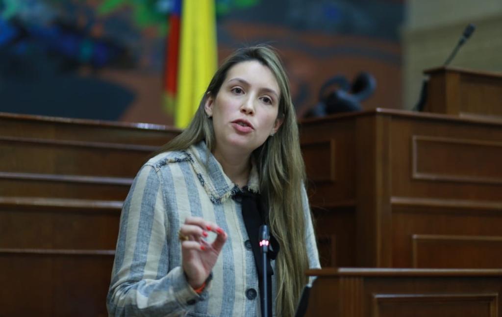 La Comisión Primera de la Cámara de Representantes aprobó en primer debate el proyecto que establece cadena perpetua cuando se cometan delitos como homicidio doloso, secuestro y acceso carnal violento en contra de menores de 12 años.