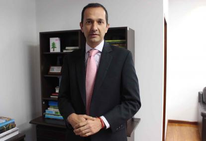 El director de la Agencias Nacional de Licencias Ambientales, ANLA, Rodrigo Suárez Castaño, presentó renuncia a su cargo en momentos de controversia por el tema de la explotación de la megaminería en el páramo de Santurbán.